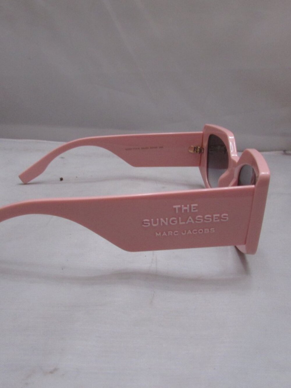 MARC JACOBS MJ774-35J-53  Sunglasses Pink Women New Sunglasses With Used Case - Picture 2 of 7